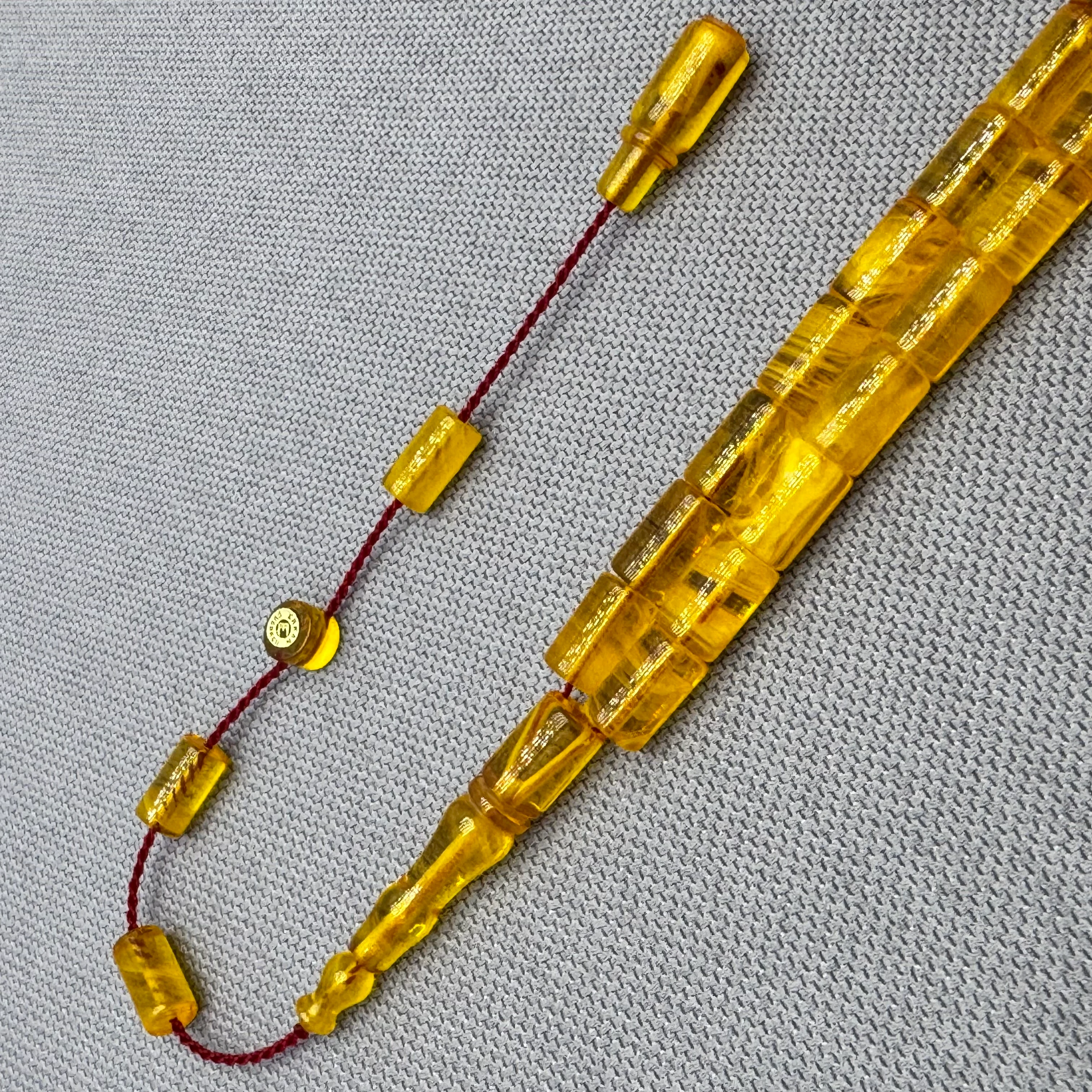 Erkan ÇUBUKÇU Usta İşçilikli Sarı Hareli Kesme Sıkma Kehribar Tespih